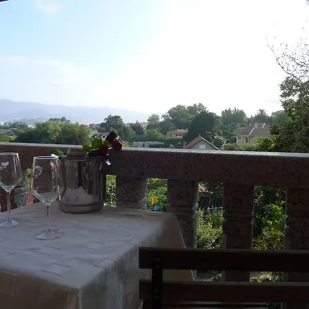 Swimming Pool, And Garden In * Nigran
